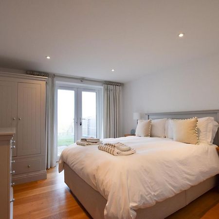 Whispers - 4 Bedroom Modern Family Holiday Home In Salcombe Sleeps 8 Kültér fotó