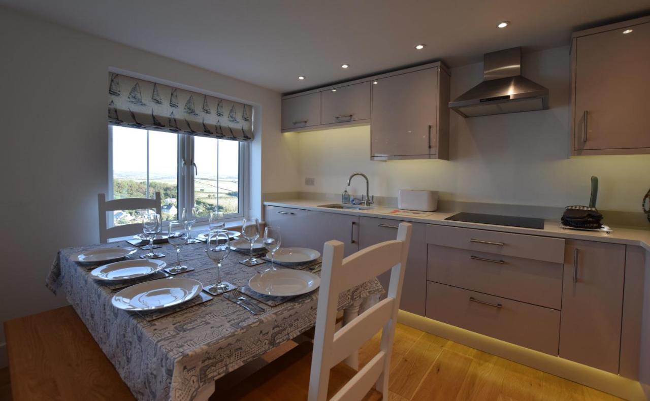 Whispers - 4 Bedroom Modern Family Holiday Home In Salcombe Sleeps 8 Kültér fotó
