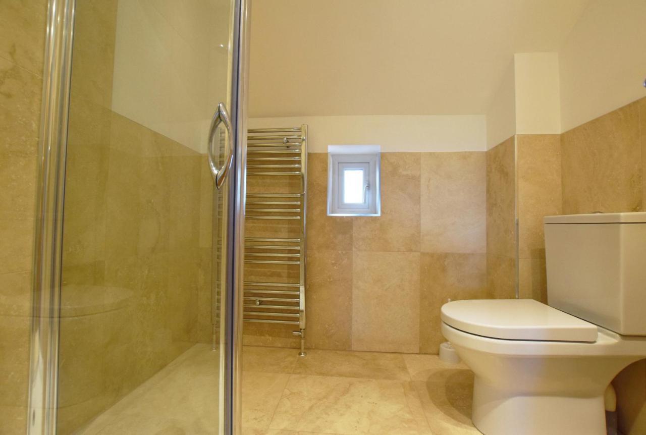 Whispers - 4 Bedroom Modern Family Holiday Home In Salcombe Sleeps 8 Kültér fotó